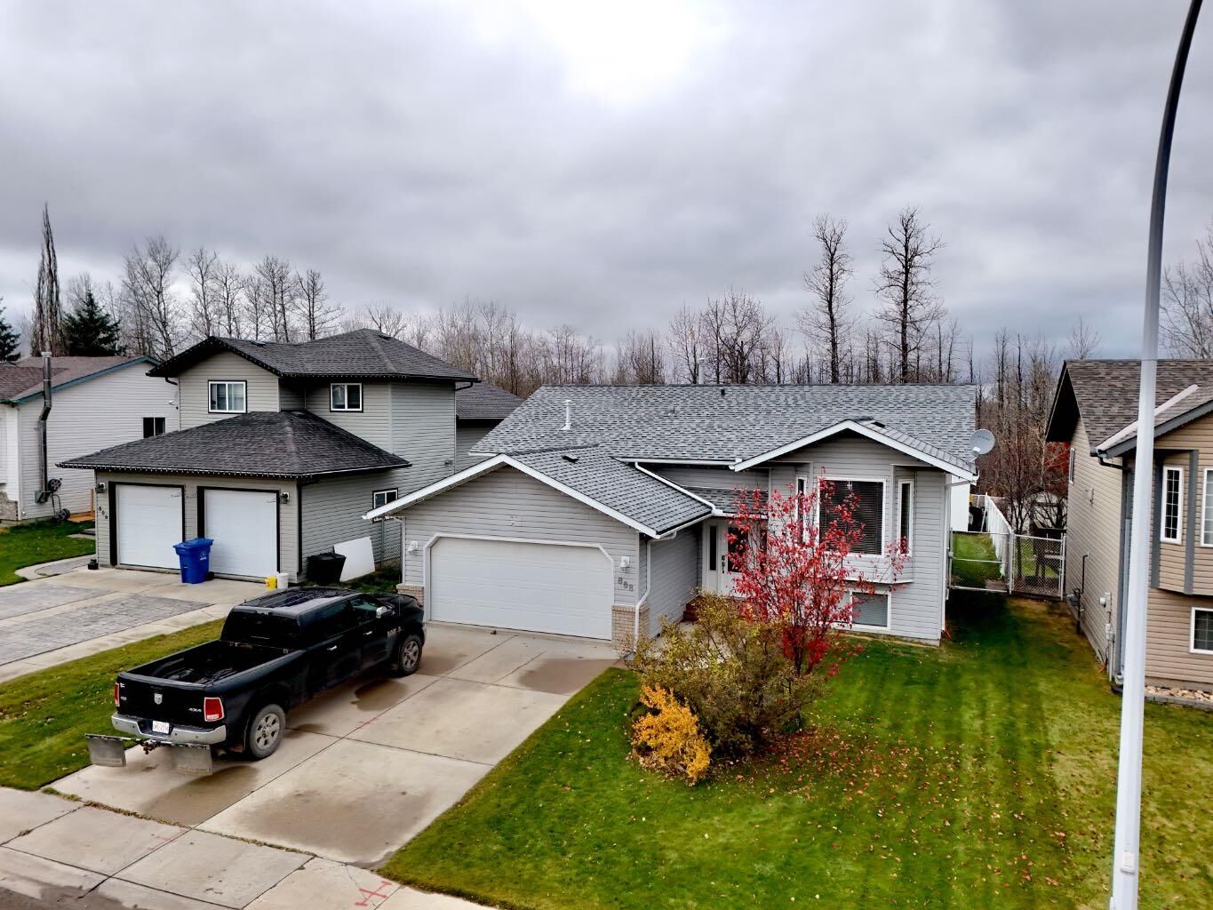 Property Photo:  808 10 Street  AB T0H 1P0 