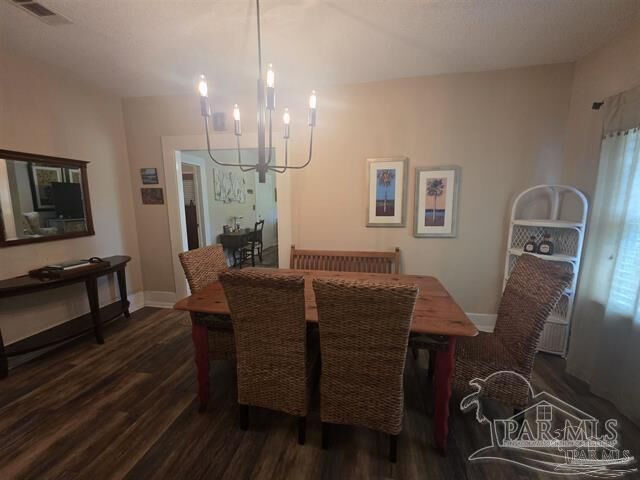 Property Photo: 715 N 46th Ave FL 32506