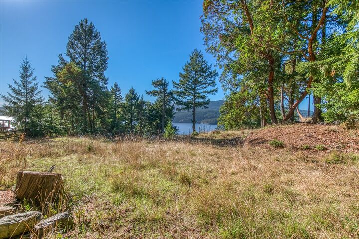 Property Photo: 980 Palisades Drive WA 98245