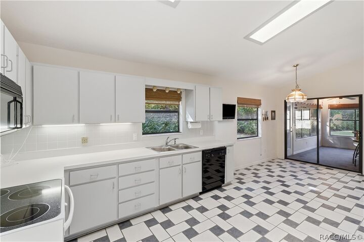 Property Photo: 6268 W Weston Drive FL 34429