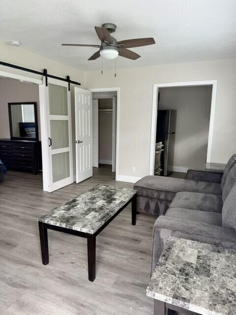 Property Photo: 1001 S Federal 1 FL 33460