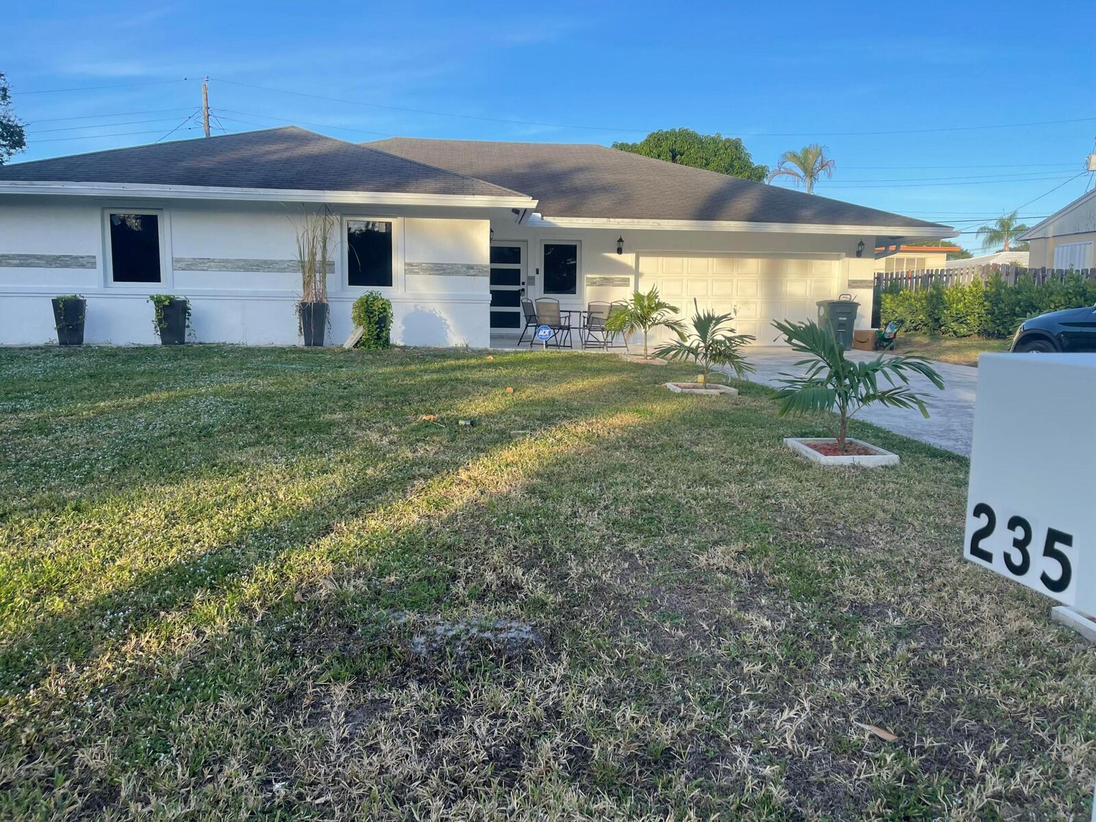 Property Photo:  235 NW 3rd Court  FL 33432 