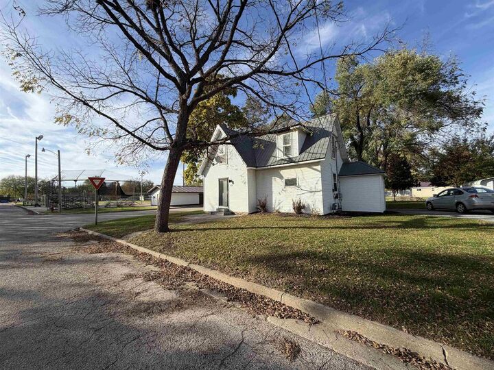 Property Photo: 403 E University Street WI 53573