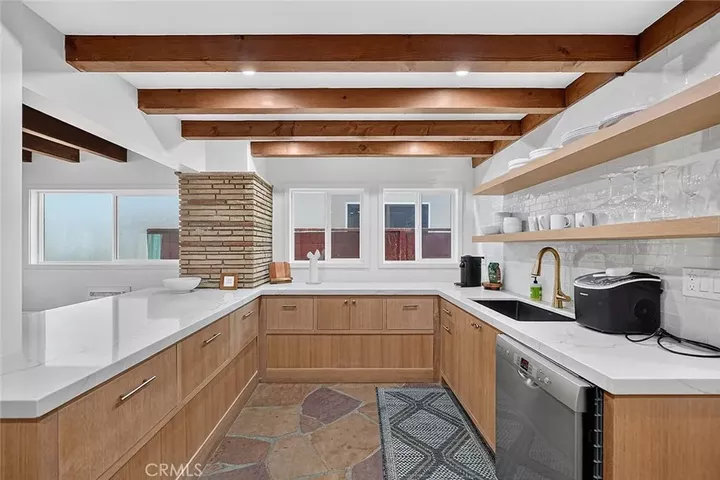 Property Photo:  65 61st  CA 90803 