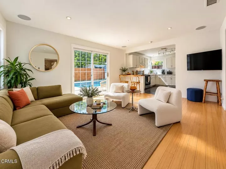 Property Photo:  815 N Avenue 67  CA 90042 