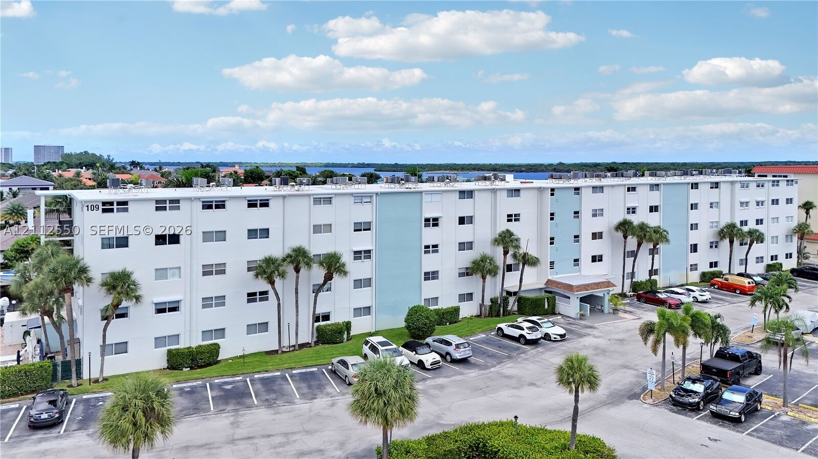 Property Photo: 109 Paradise Harbour Blvd 406 FL 33408