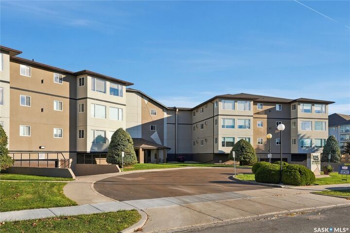Property Photo: 115 Keevil Crescent 207 SK S7N 4P2