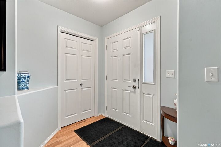 Property Photo:  163 Blakeney Crescent  SK S7L 7N5 