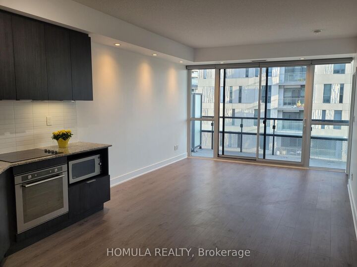 Property Photo:  99 The Donway N/A W 902  ON M3C 0N8 