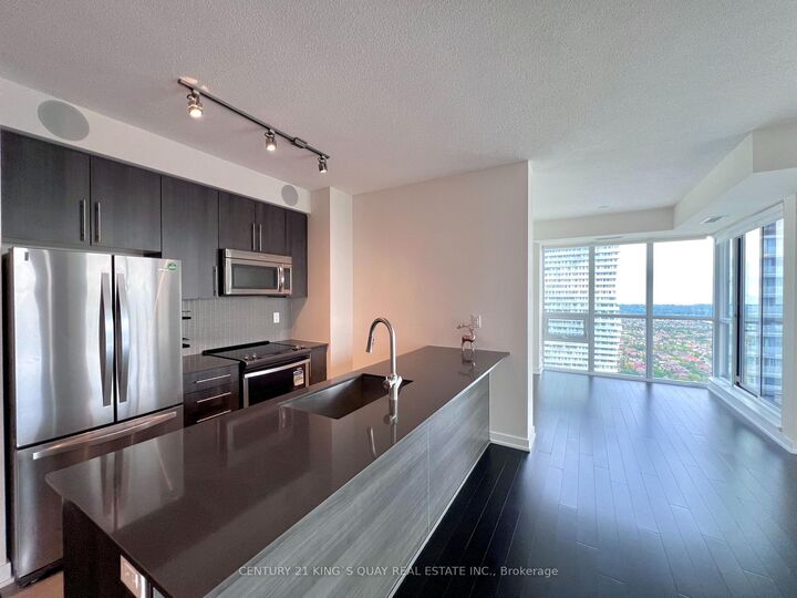 Property Photo:  4011 Brickstone Mews 4010  ON L5B 0G3 