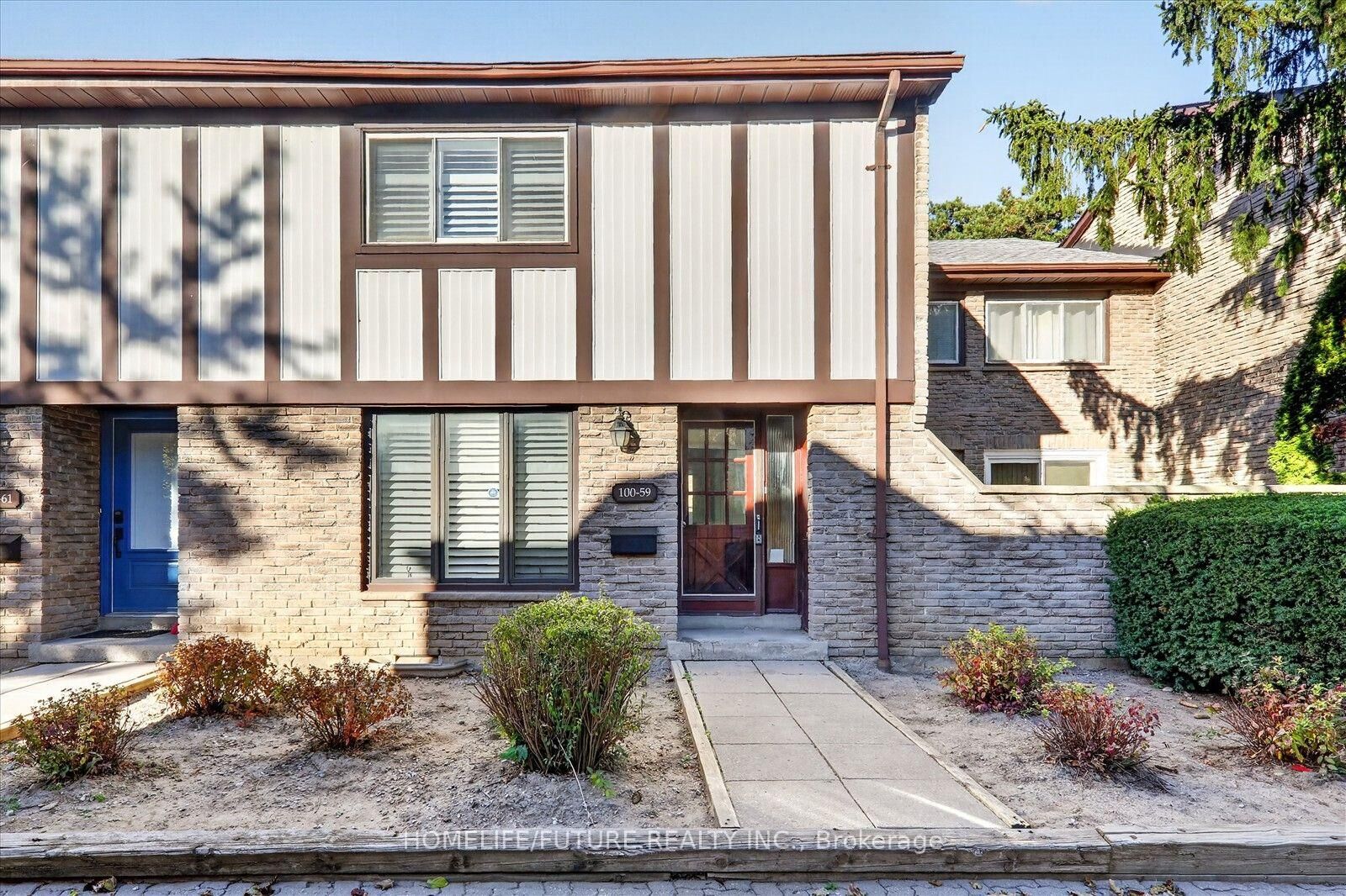Property Photo:  100 Burrows Hall Boulevard 59  ON M1B 1M7 