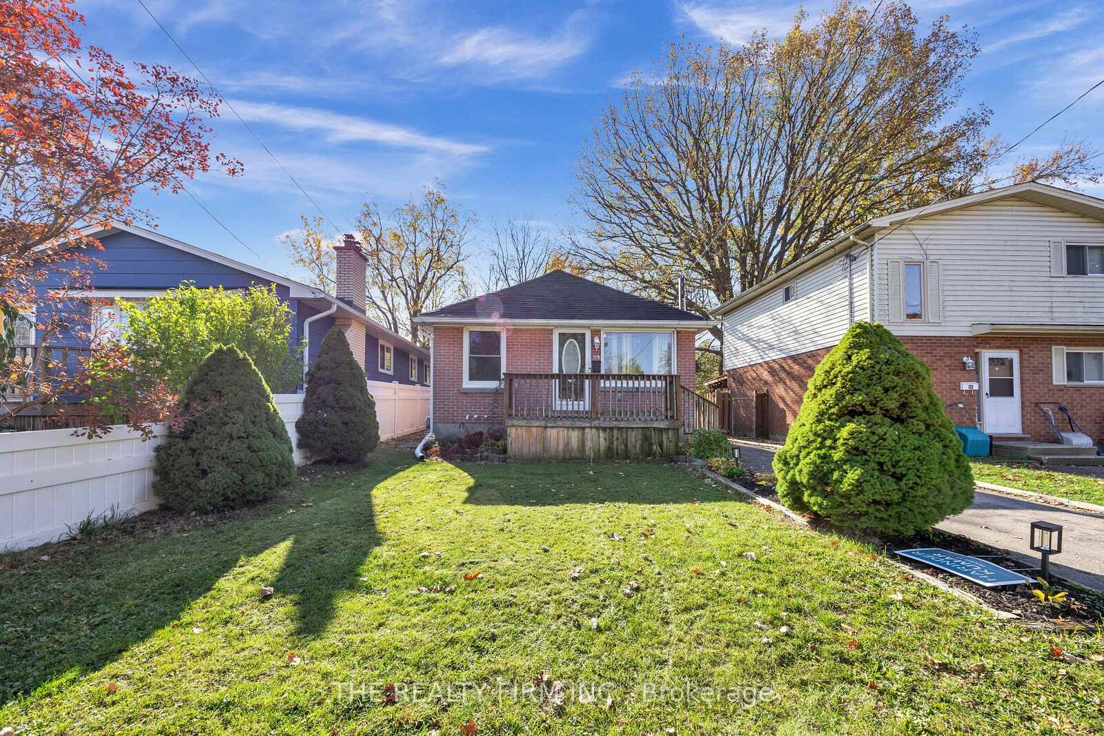 Property Photo: 119 Emery Street W ON N6J 1R9