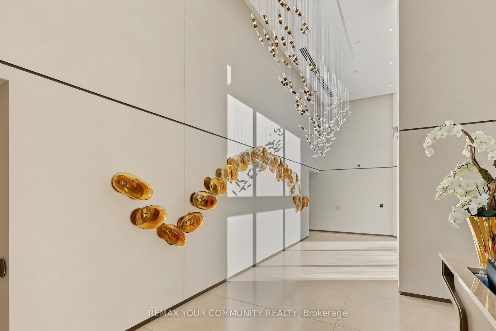 Property Photo: 1315 Bay Street 2301 ON M5R 0E4