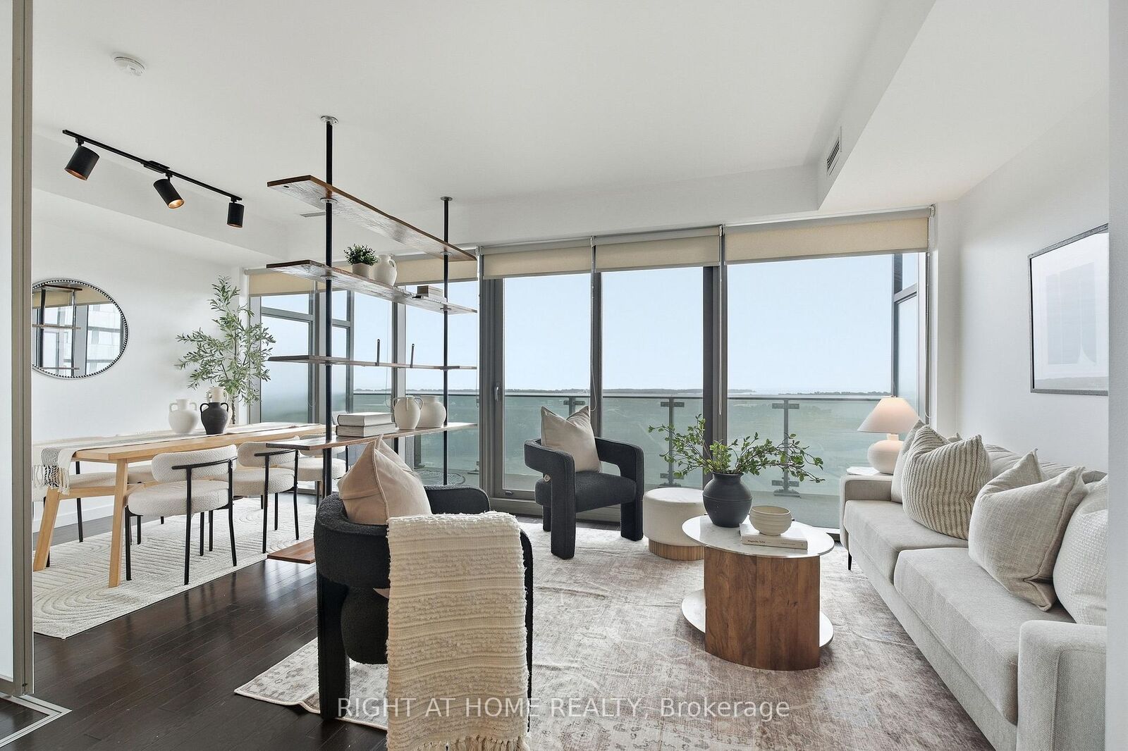 Property Photo: 390 Cherry Street 1708 ON M5A 0E2