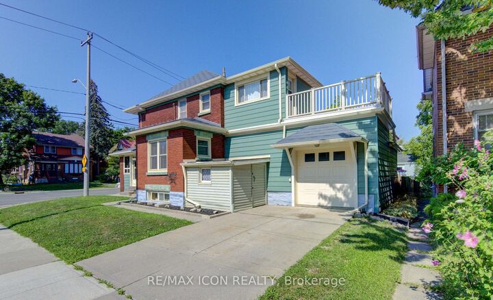 Property Photo:  224 Weber Street E  ON N2H 1E8 