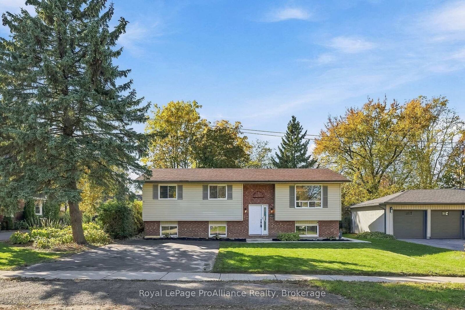 Property Photo: 40 Division Street N ON K0K 1H0