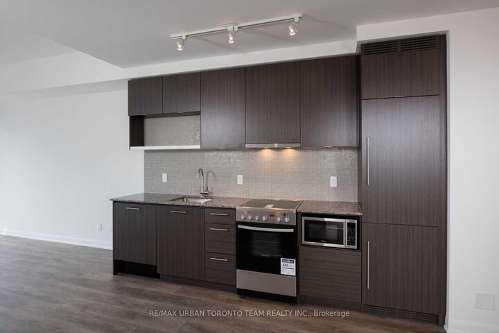 Property Photo:  435 Richmond Street W 203  ON M5V 0N1 
