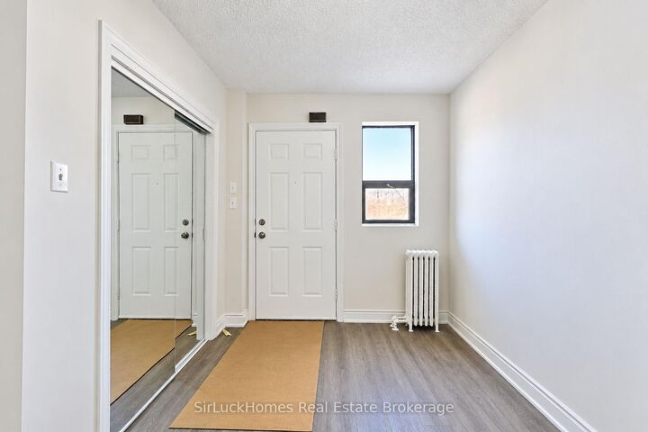 Property Photo:  1241 Main Street E 1  ON L8K 1A8 
