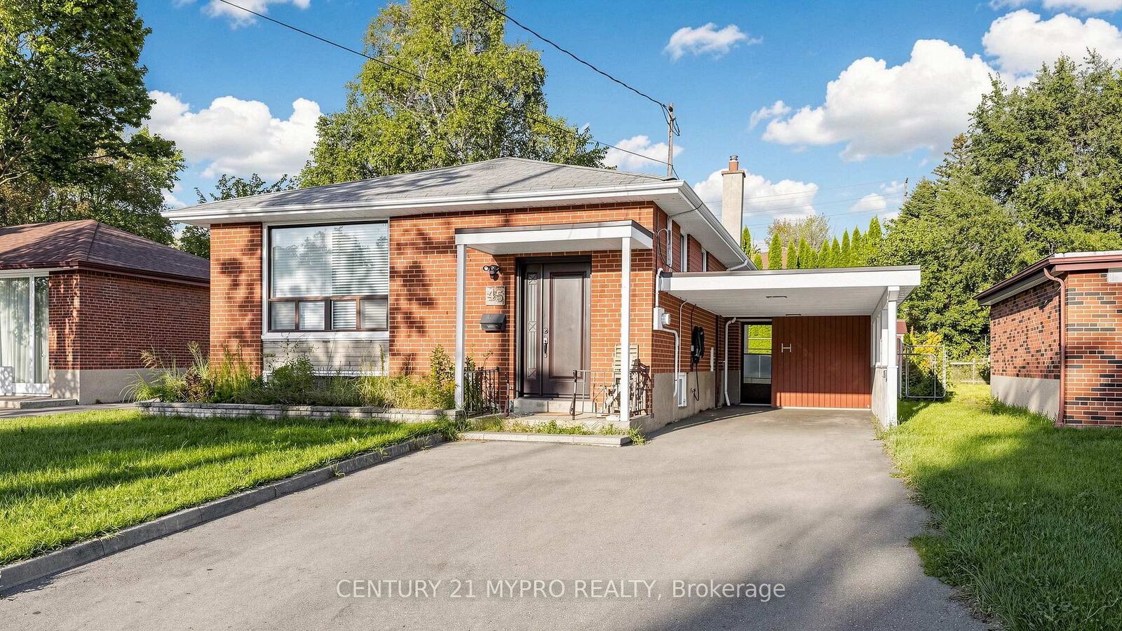 Property Photo: 45 Tordale Crescent Bsmt ON M1P 3X6