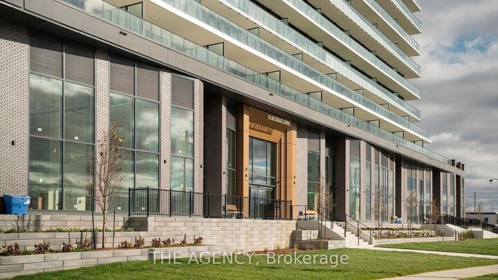 Property Photo:  15 Skyridge Drive 2608  ON L6P 4S3 