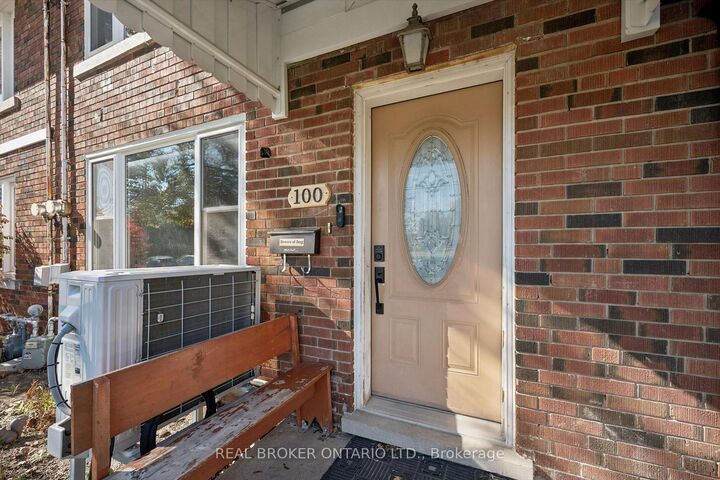 Property Photo:  100 Waverley Drive  ON N1E 1G8 