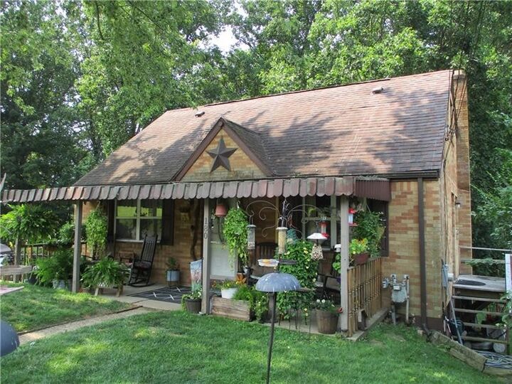 Property Photo: 180 Forest Dr PA 15642