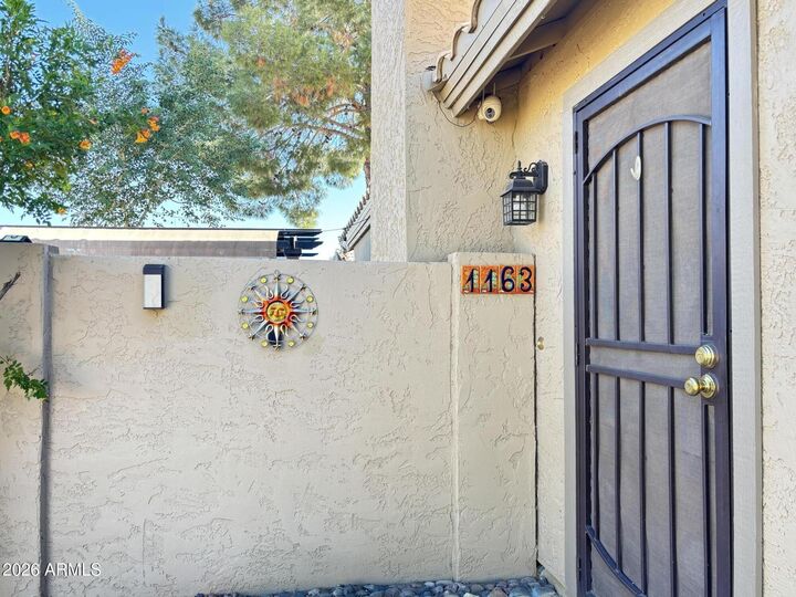 Property Photo:  1163 S Pennington Drive  AZ 85286 