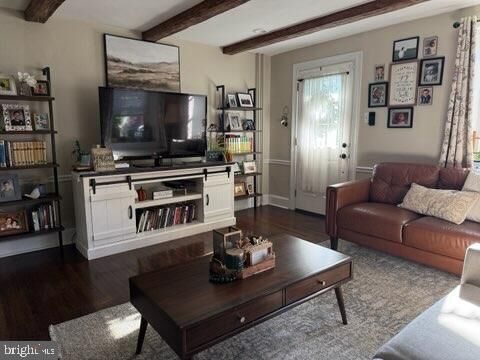 Property Photo:  302 Highland Road  PA 19012 