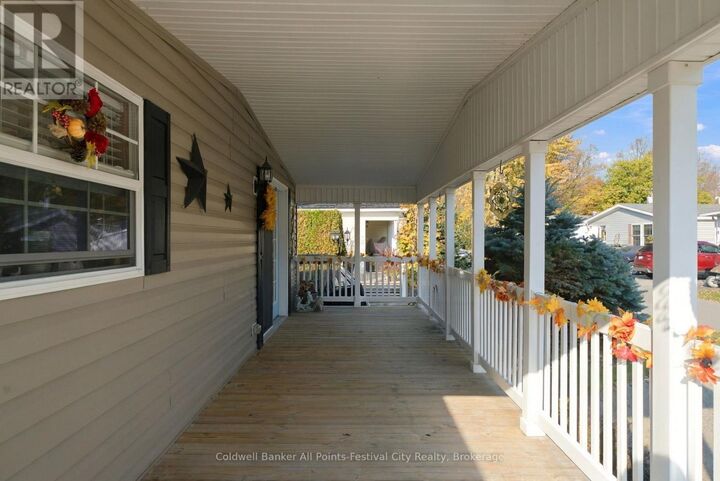 Property Photo:  7 Cherokee Lane  ON N7A 3Y2 