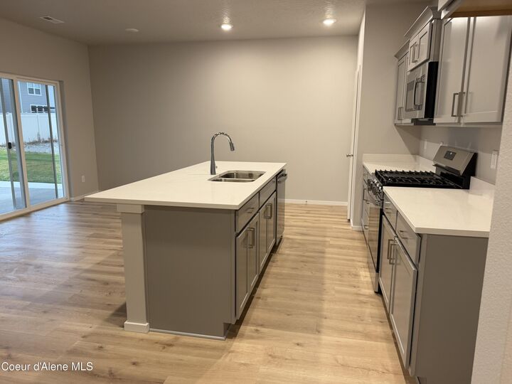 Property Photo: 4581 E Rare Fox Ave ID 83854