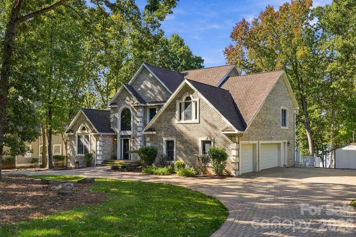 Property Photo:  812 McKendree Road  NC 28117 