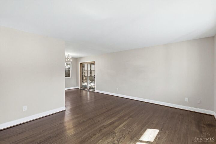 Property Photo:  7108 Baribill Place  OH 45230 