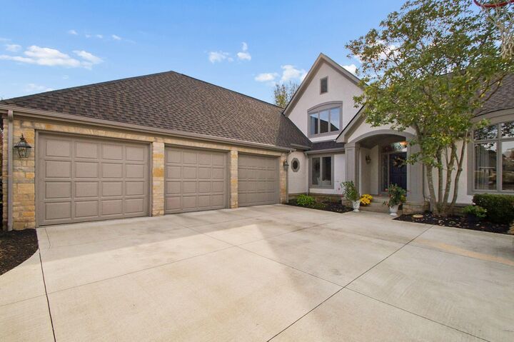 Property Photo: 6181 Memorial Drive OH 43017
