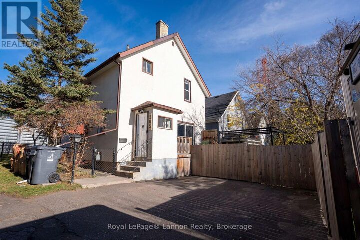 Property Photo:  385 Cornwall Avenue  ON P7B 1T6 