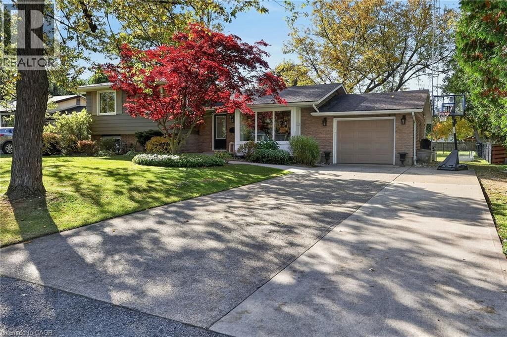 Property Photo:  2 Parkdale Crescent  ON L3E 0K6 