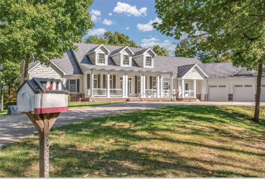 Property Photo:  2331 Du Claire Road  IL 62521 