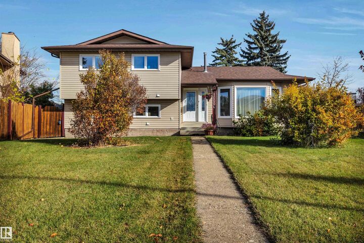 Property Photo:  10004 95 Avenue  AB T8R 1G4 