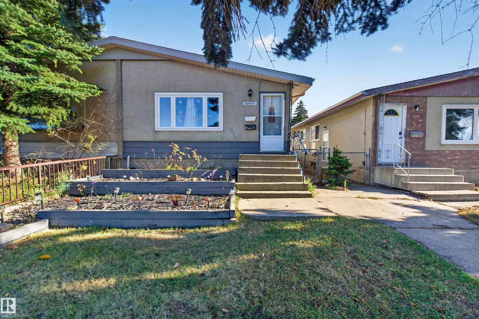 Property Photo:  12711 90 Street NW  AB T5E 3L5 