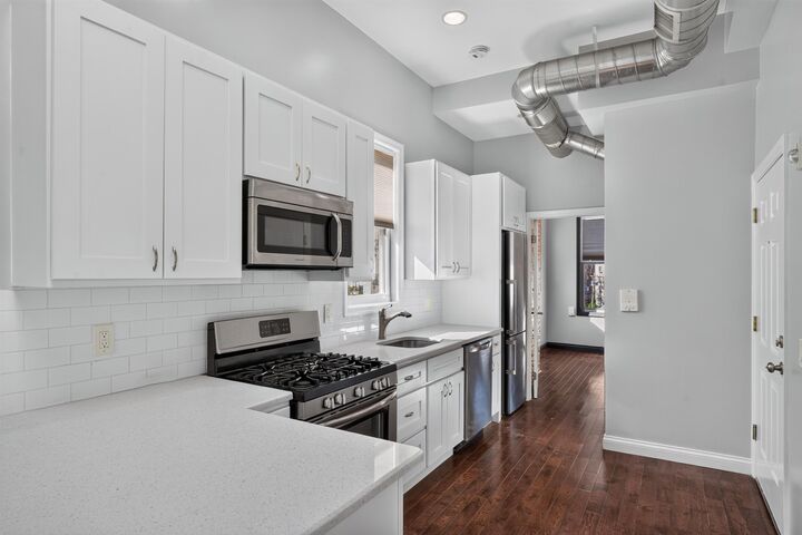 Property Photo:  400 Madison St 6  NJ 07030 