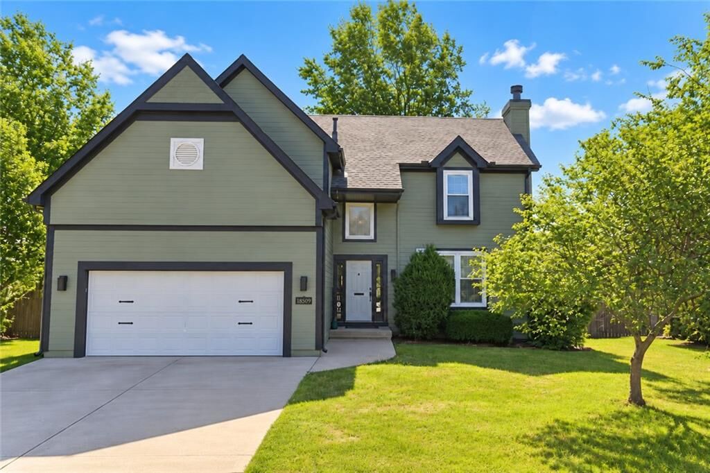 Property Photo:  18509 Sycamore Court  KS 66030 