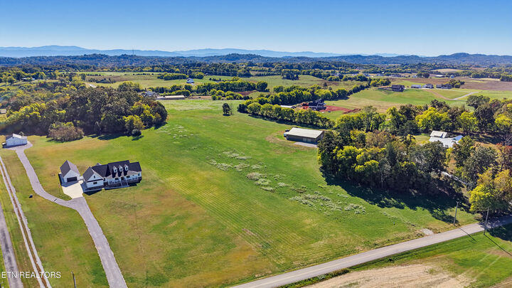 Property Photo:  971 Frogpond Rd  TN 37737 