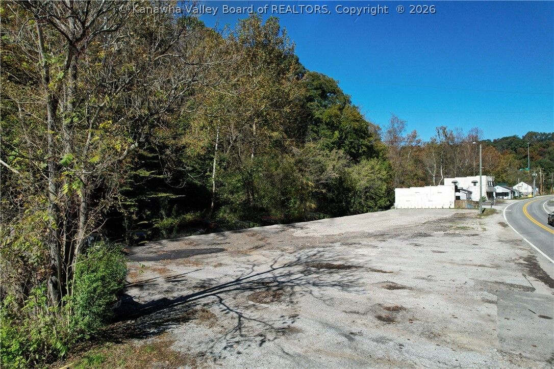 Property Photo: 1630 Oakhurst Drive WV 25314