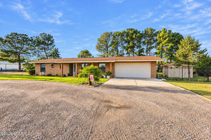 Property Photo:  220 W Taylor Road  NM 88007 