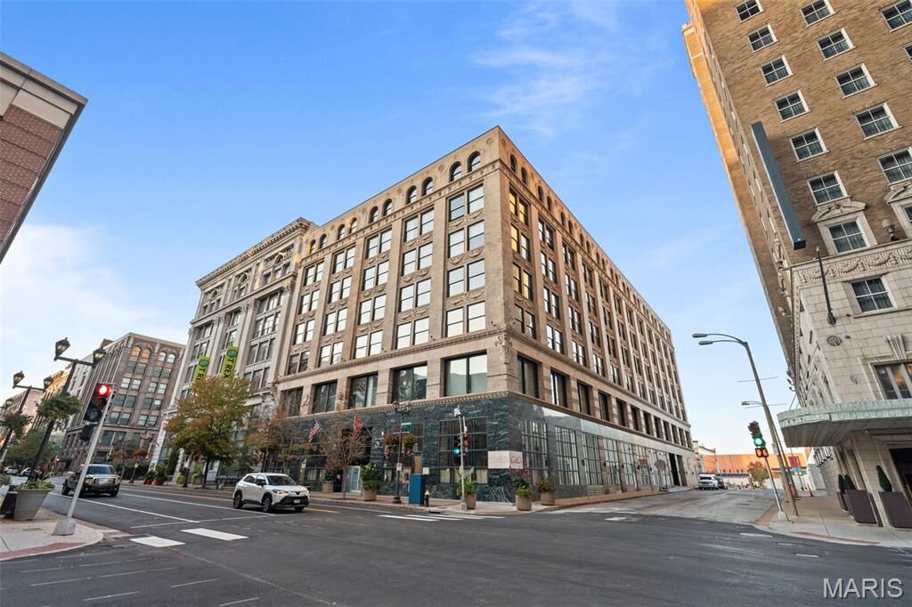 Property Photo:  901 Washington Avenue 310  MO 63101 