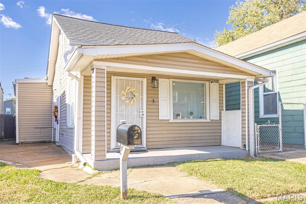 Property Photo:  7613 Virginia Avenue  MO 63111 