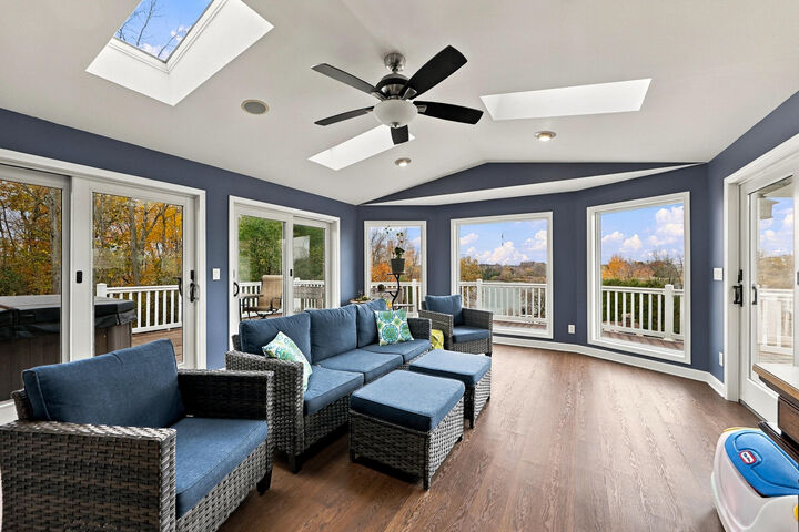 Property Photo: 6250 Silver Hills Dr WI 54220