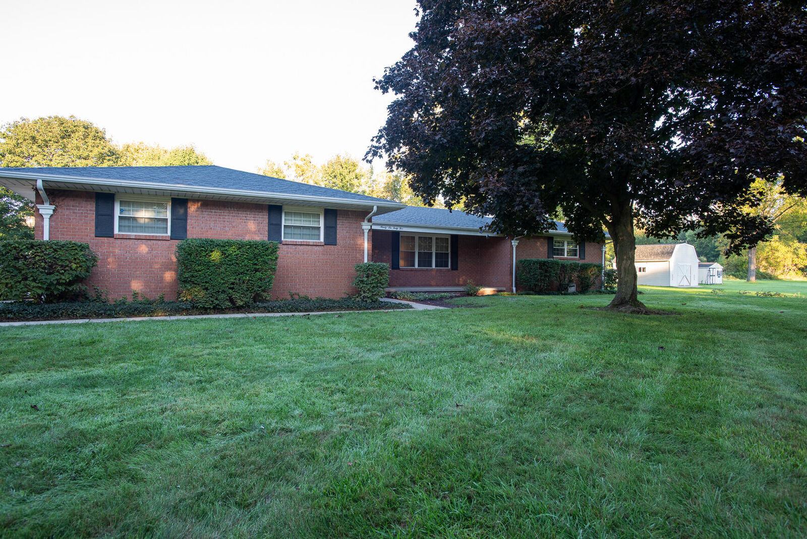 Property Photo: 9645 Crabb Road MI 48182