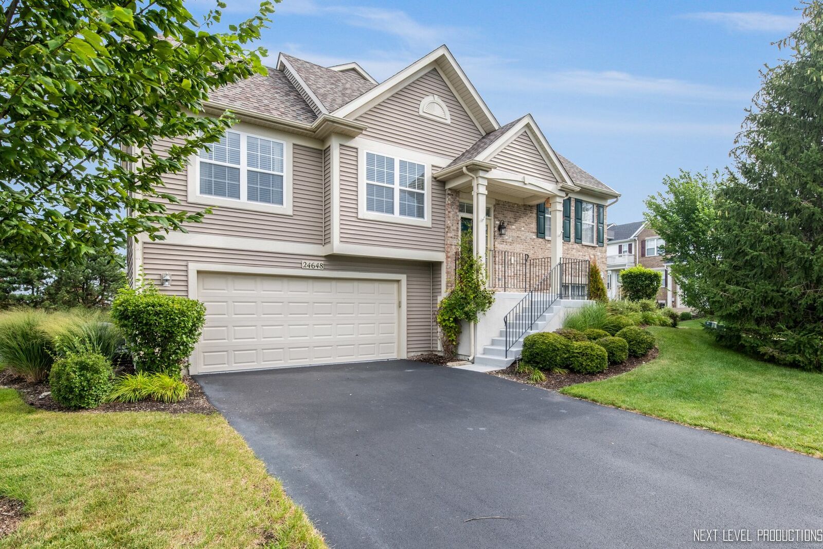 Property Photo: 24648 George Washington Drive IL 60544