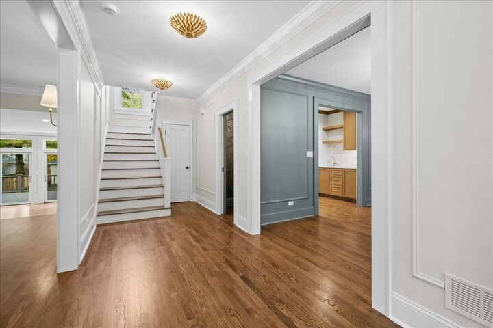 Property Photo: 706 Forest Avenue IL 60202