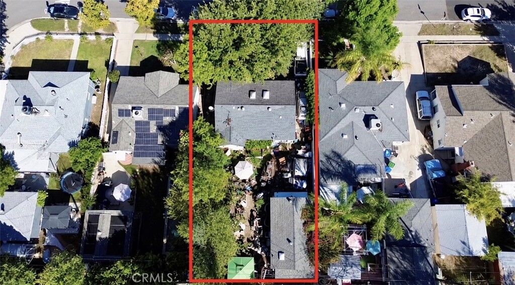 Property Photo:  17854 Bessemer Street  CA 91316 